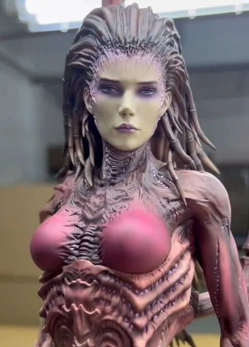GKloopnews's tweet photo. PRODUCTION UPDATE: Sarah Louise Kerrigan – SunBird Studio

SunBird Studio is wrapping up the production of their Sarah Kerrigan figure!
#SarahKerrigan #SarahKerriganFigure #SarahKerriganFans #Starcraft #StarcraftII #StarcraftFigure #StarcraftFans #Gaming #SunBirdStudio https://t.co/8bIqYGxUQ6