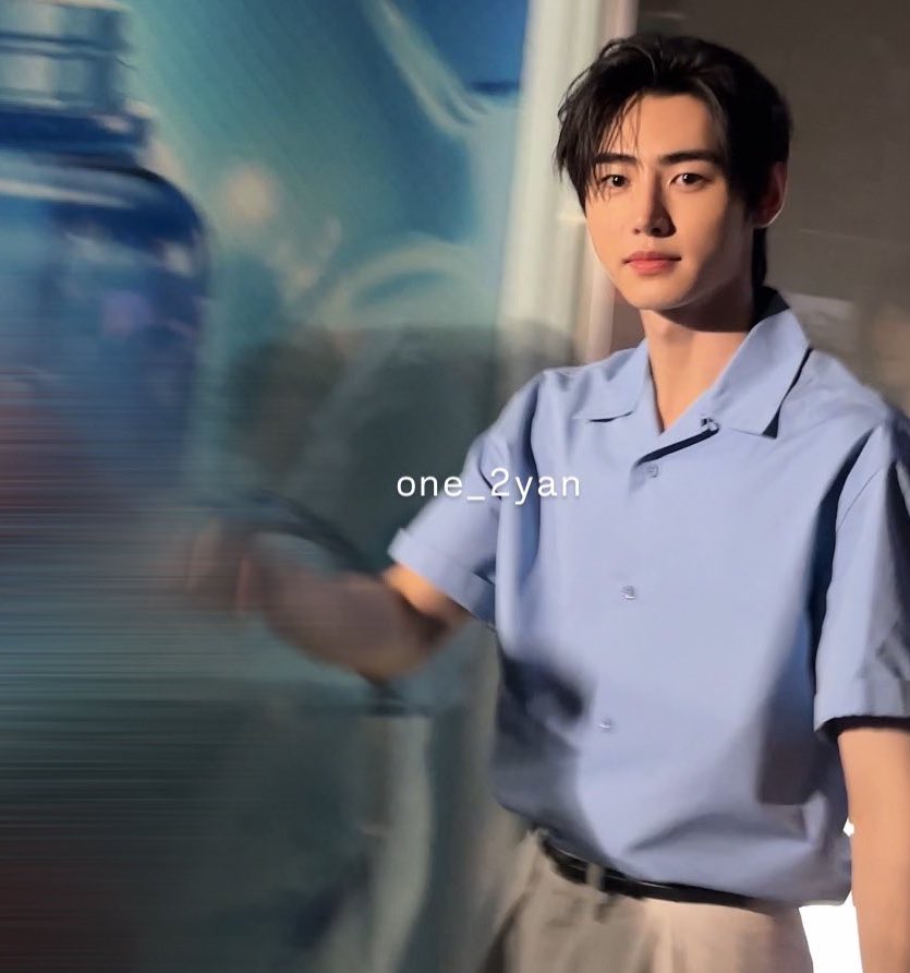 hooniebaekgu's tweet photo. Time stopped.. #sunghoon https://t.co/RGaJWkl6MM