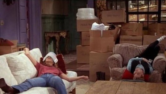 -Qué haces?
+Nada
-Voy para tu casa?
+Dale