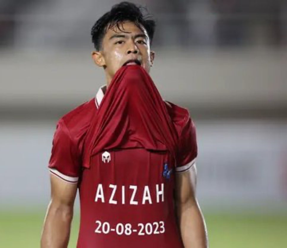 Yuk buat para pendukung Timnas terutama Ultras Garuda untuk tidak segan report account (terutama Tiktok/IG) Azizah/Zize Krn terbukti memanfaatkan momen Kebangkitan Timnas via Arhan hanya untuk kepentingan pribadi yaitu ekspose/engagement lebih luas dan mempermainkan pemain Timnas