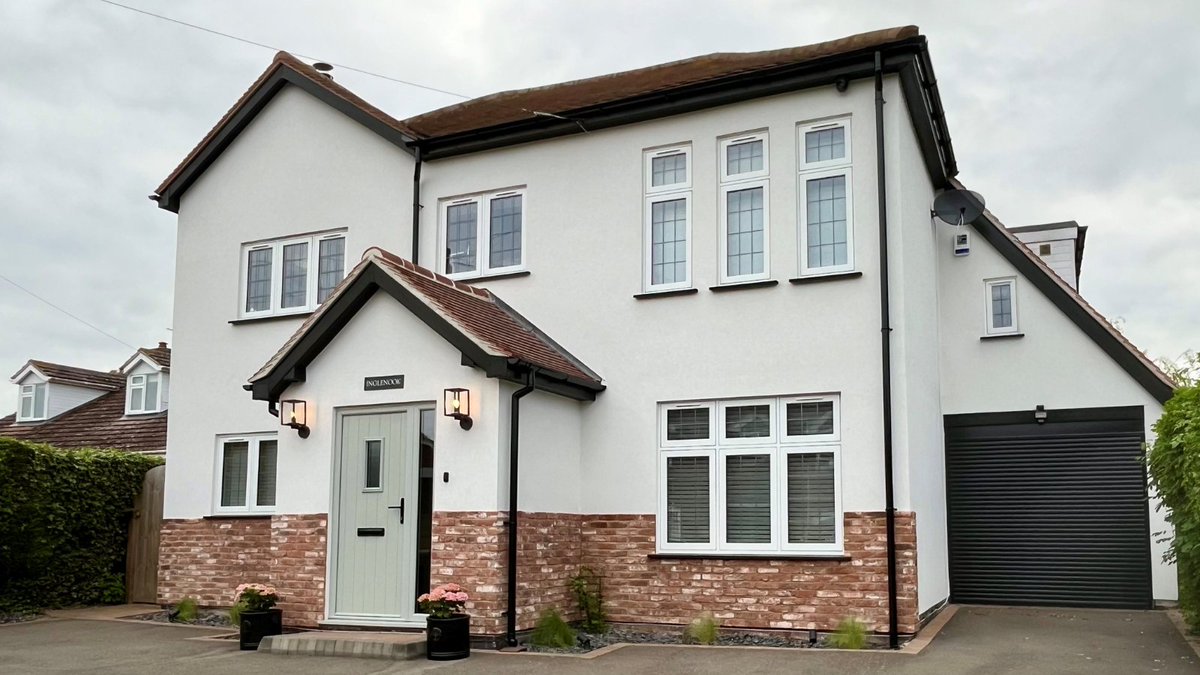 Take a look at this traditional Flint 2 in Painswick with black hardware.

This panelled door looks fantastic with the brand-new brick slips, porch lighting and potted plants to complete the look.

Visit the door designer today: ms.spr.ly/6010li8zj

#SolidorUK