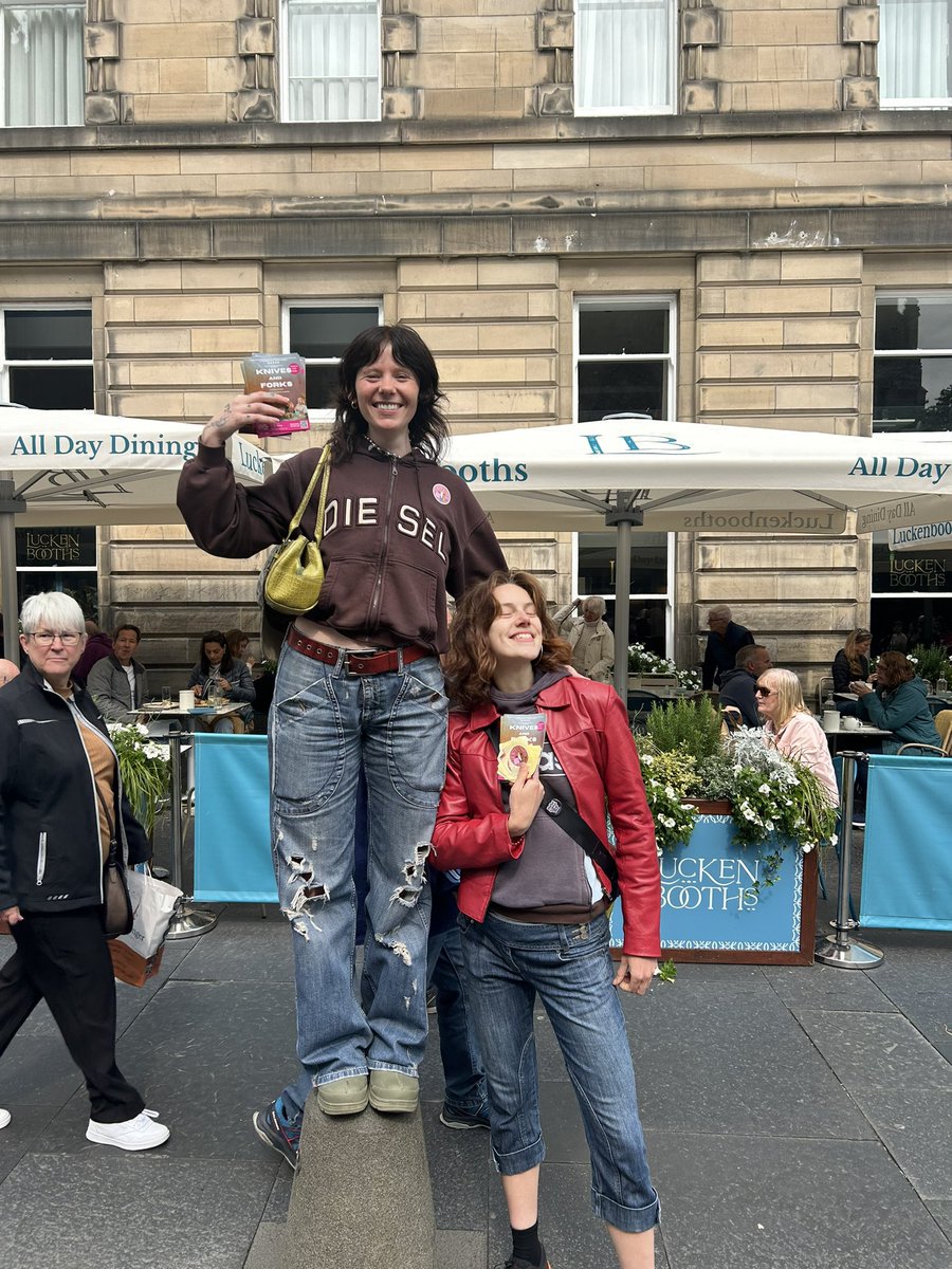 BandOfSisters (@bostheatre) on Twitter photo We made it to the last week of #edfringe 🤩
Book ‘Knives and Forks’ now to ensure you don’t miss out on this award-winning multi-media drama 🌟
<a href="/Gildedballoon/">Gilded Balloon</a> Nip, 3pm
tickets.gildedballoon.co.uk/event/14:5181/ We made it to the last week of #edfringe 🤩
Book ‘Knives and Forks’ now to ensure you don’t miss out on this award-winning multi-media drama 🌟
<a href="/Gildedballoon/">Gilded Balloon</a> Nip, 3pm
tickets.gildedballoon.co.uk/event/14:5181/