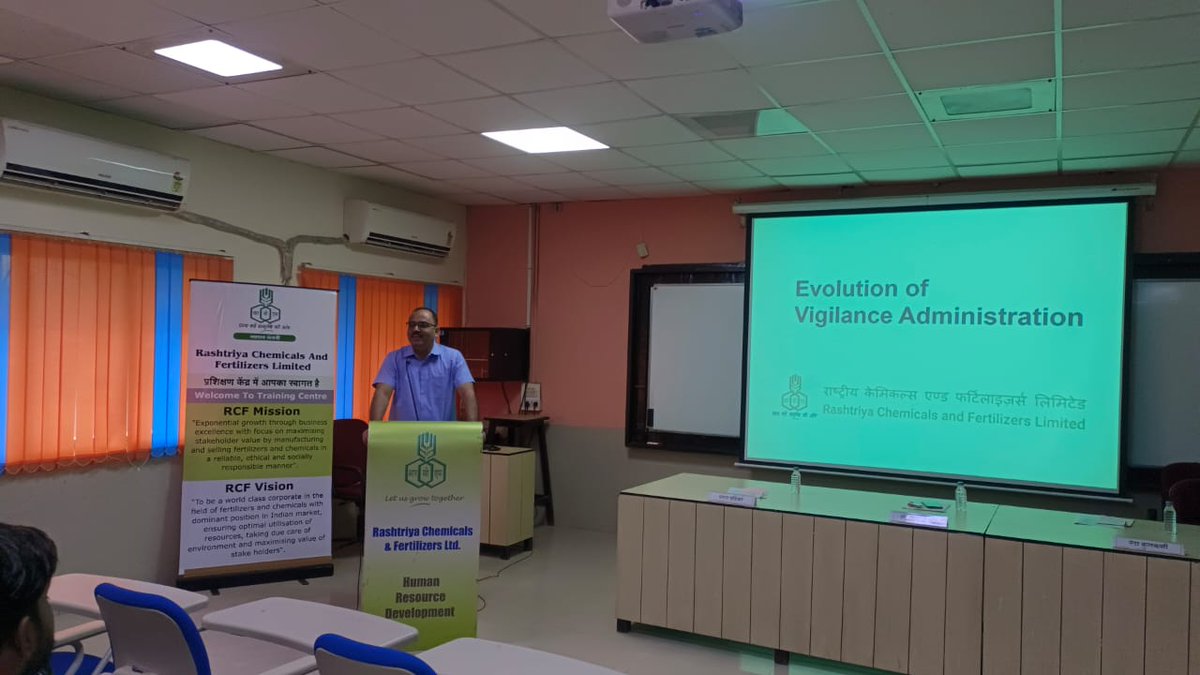 rcfkisanmanch's tweet photo. For precursor campaign-VAW-2024 #RCF Vigilance dept. conducted a session on “Evolution of Vigilance administration, Ethical Dilemma in Working -Deterrence, CDA Rules and Property returns” on 20.08.2024 which was attended by Management Trainees.
@CVCindia https://t.co/8J38x78i7G