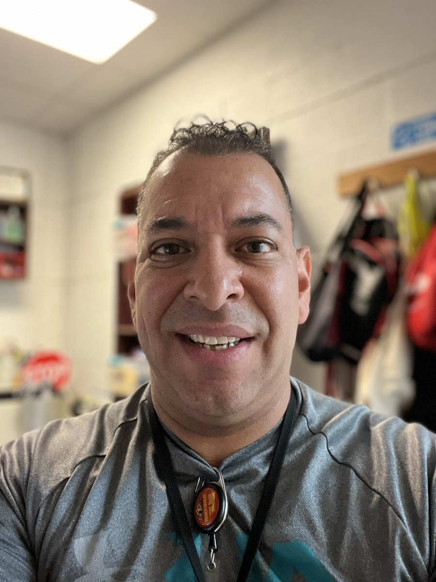 Year 7 in elementary PE and year 19 in Education!! Team lead this year and more challenges to come! Let’s do this! As Coach John Wooden said:”A good coach can change a game. A great coach can change a life.” Teaching is coaching. #PE #teacher #Newschoolyear #fun #Fyp