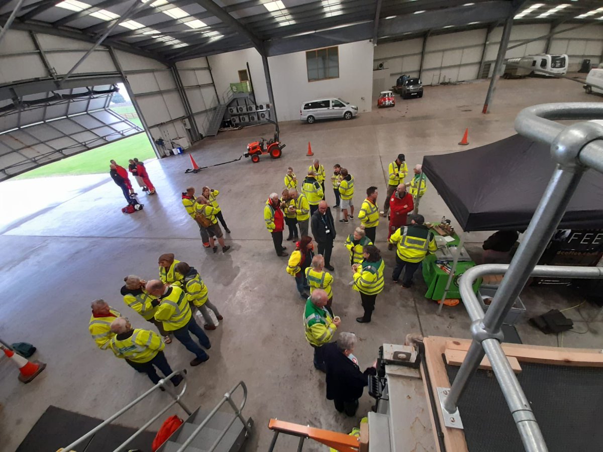 So last night some of Cumbria’s CFRs had the pleasure of visiting GNAAS at their Langwathby base. We got inside look on how the charity operates and the critical care they provide across the north west. Thank you for a great experience. 🚁