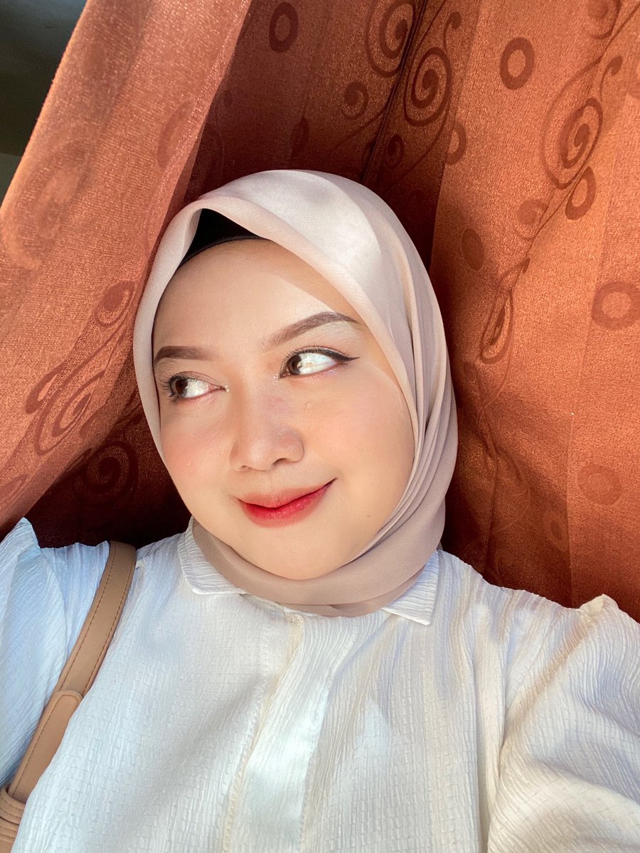 Hanya bisa ☺️☺️🤣🤣