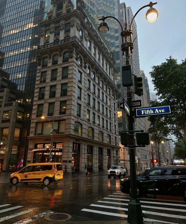 cloudypolls's tweet image. જ⁀moving to a big city ༄.୧ ‧₊˚ ✈️📍☆

an interactive thread 🪡