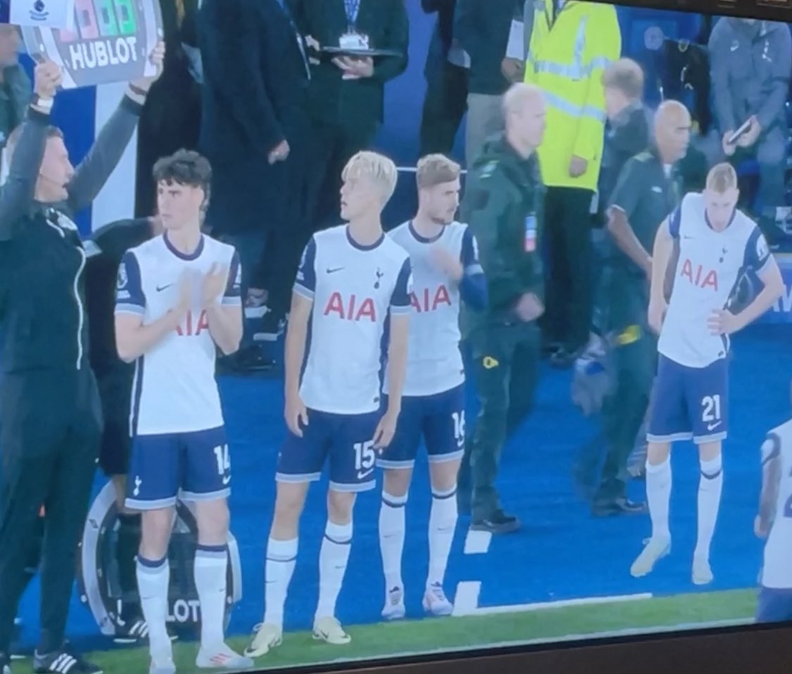 Joey (Beer in the City) (@joey__le) on Twitter photo Strong Backstreetās Back vibes and Iām here for it <a href="/FootyHumour/">Footy Humour</a> <a href="/brfootball/">B/R Football</a> <a href="/FootballFunnnys/">FootballFunnys</a> Strong Backstreetās Back vibes and Iām here for it <a href="/FootyHumour/">Footy Humour</a> <a href="/brfootball/">B/R Football</a> <a href="/FootballFunnnys/">FootballFunnys</a>