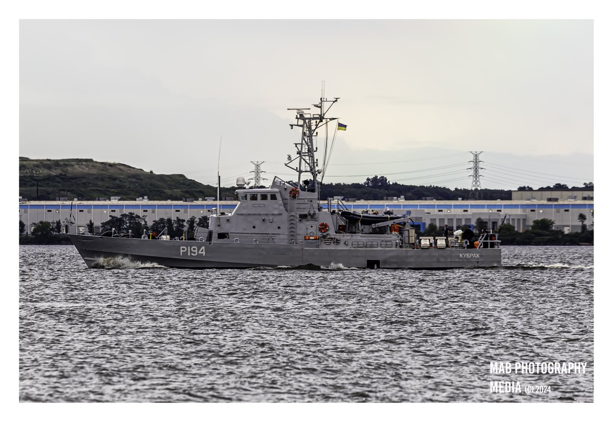 WarshipCam's tweet photo. Ukrainian Navy Island-class patrol boat Viacheslav Kubrak (P194) (former USCGC Kiska WPB-1336) in the Patapsco River near Baltimore - August 19, 2024 #viacheslavkubrak #p194 #uscgckiska 

SRC: TW-@dataguy2020 https://t.co/u8wulH0P7t