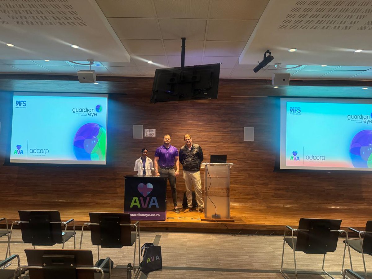 GuardianEyeZA's tweet photo. Another great day for the AVA JHB team! 💪 Educated staff on our innovative products &amp; the importance of primary care. Thanks team! 🚀 #AVA #CustomerActivation #HealthcareEducation #Teamwork https://t.co/xvTd1asYTZ