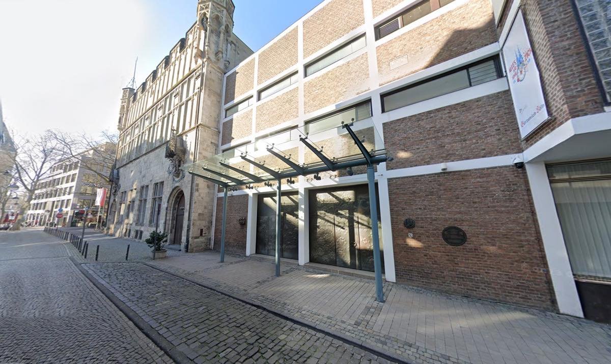 The Pocket Gamer Mobile Games Awards 2024, in association with Gamelight, is happening tonight!

▶️ For those registered for this event, here's some helpful tips on how to find the venue:

Gürzenich Köln venue is easy to find and centrally located at these coordinates.