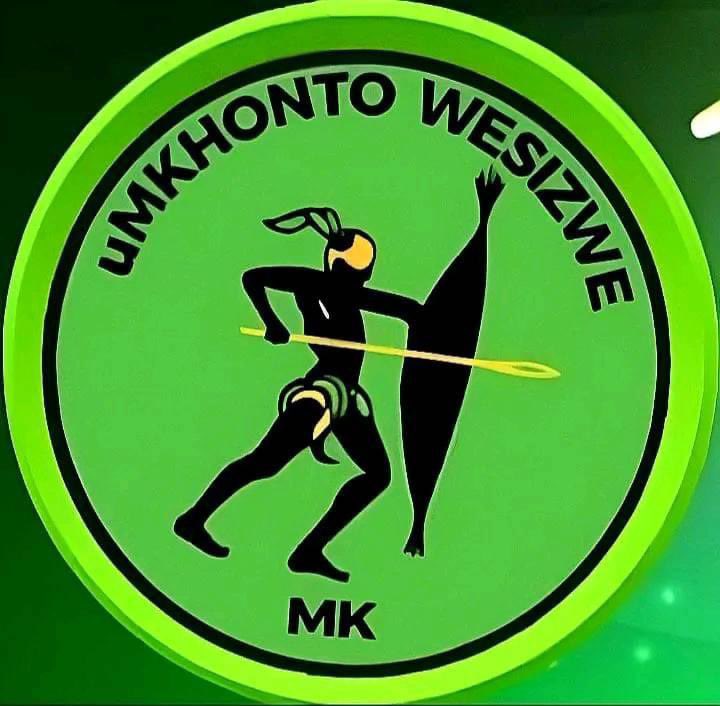 FloydShivambu's tweet image. Gwaza Mkhonto! 🖤💚🖤💚🖤💚🖤