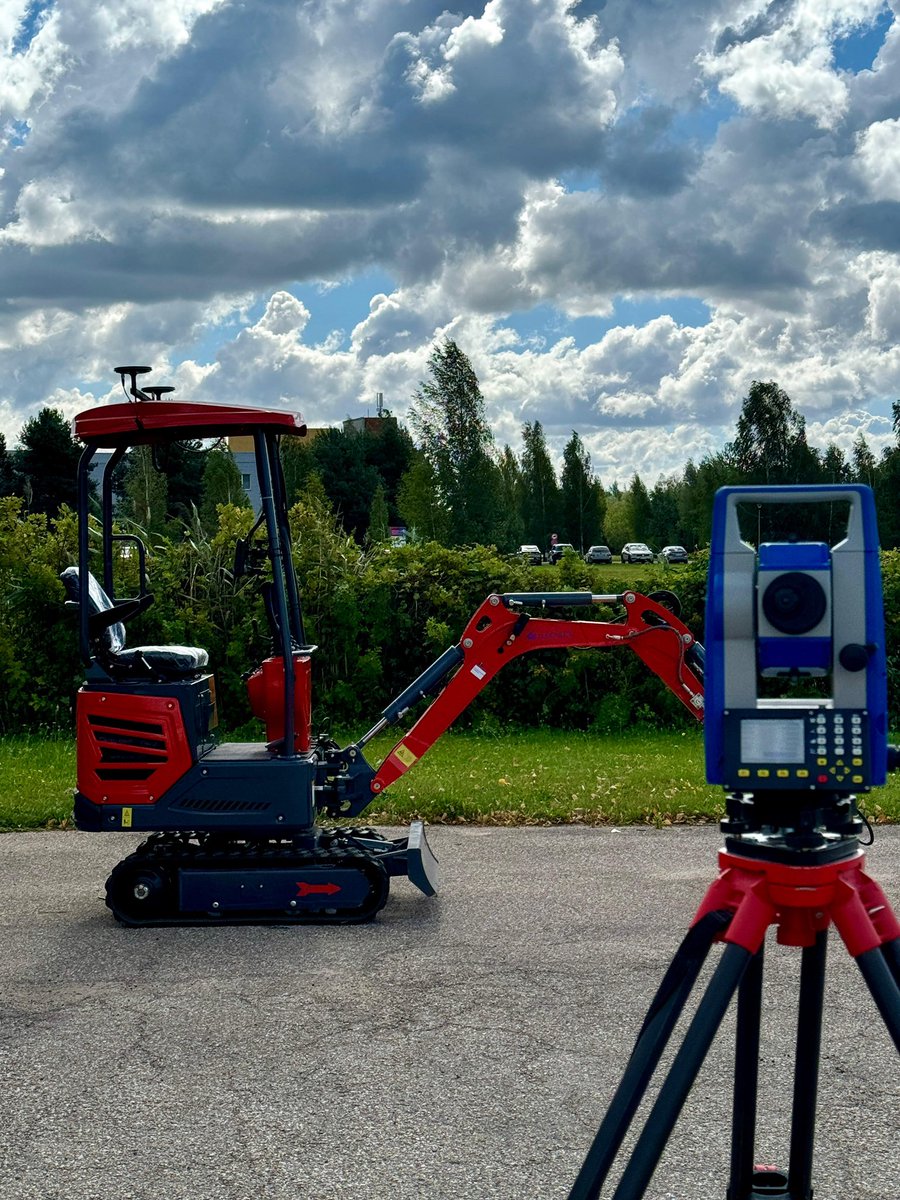 geodesy_eu's tweet photo. Stonex 3D Machine Control
#machinecontrol #3d #3dmachine #excavator https://t.co/XS61U0I556
