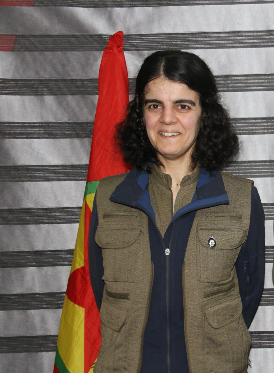 Realnews829984's tweet photo. Le MIT 🇹🇷 a neutralisé Zilan Azak, du nom de code Sema Cuya Çevlik, membre de l'organisation terroriste PKK/KCK, lors d'une opération à Hakurk.
#turquie #mit #pkk #azak #neutralisé #terroriste https://t.co/lrVPDIBMek