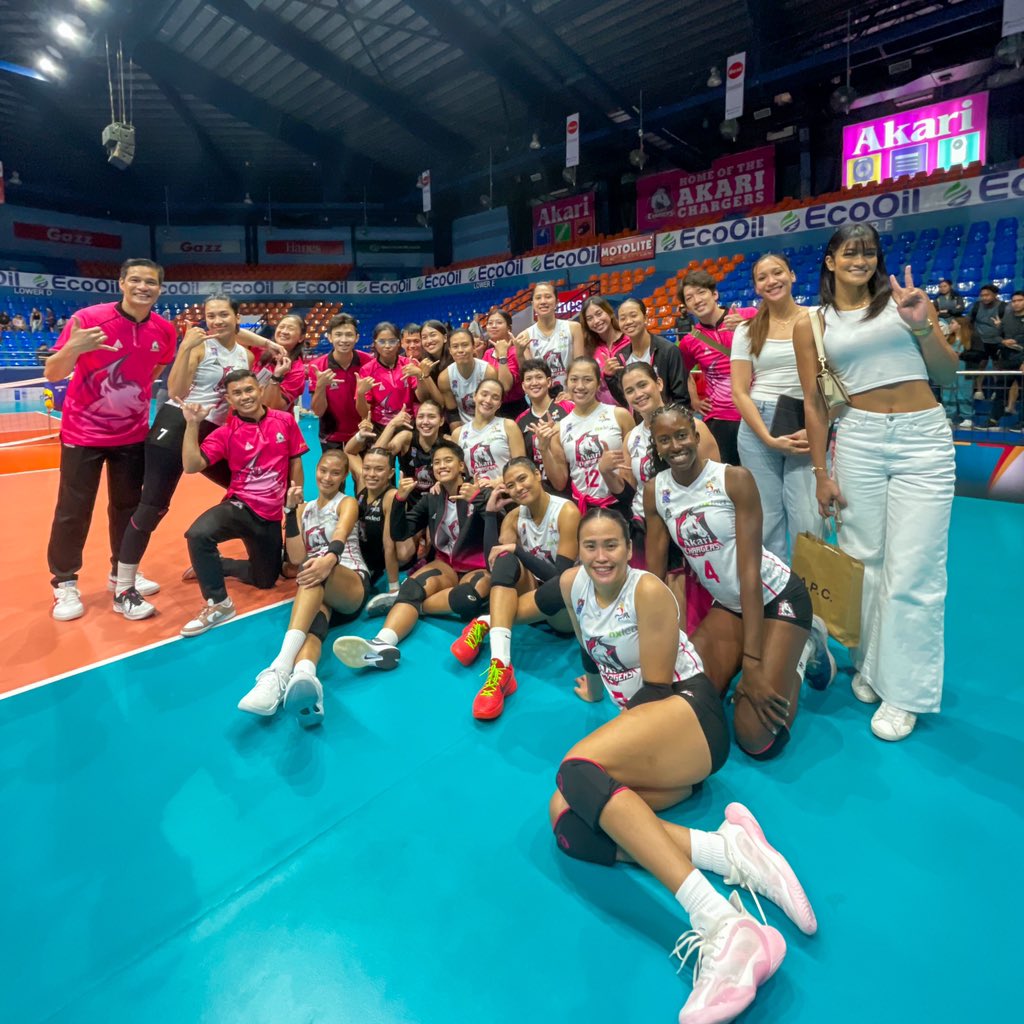 AkariChargers's tweet photo. EYYYYYt and 0 🤙

Thank you for all the support, Chargers Fam! Marami pang tatrabahuhin! Itutuloy ang laban for you guys! Power up, Akari! 💖

#AkariPowerUp #PVL2024 ⚡️💖🦄 https://t.co/uLaveA9wyc
