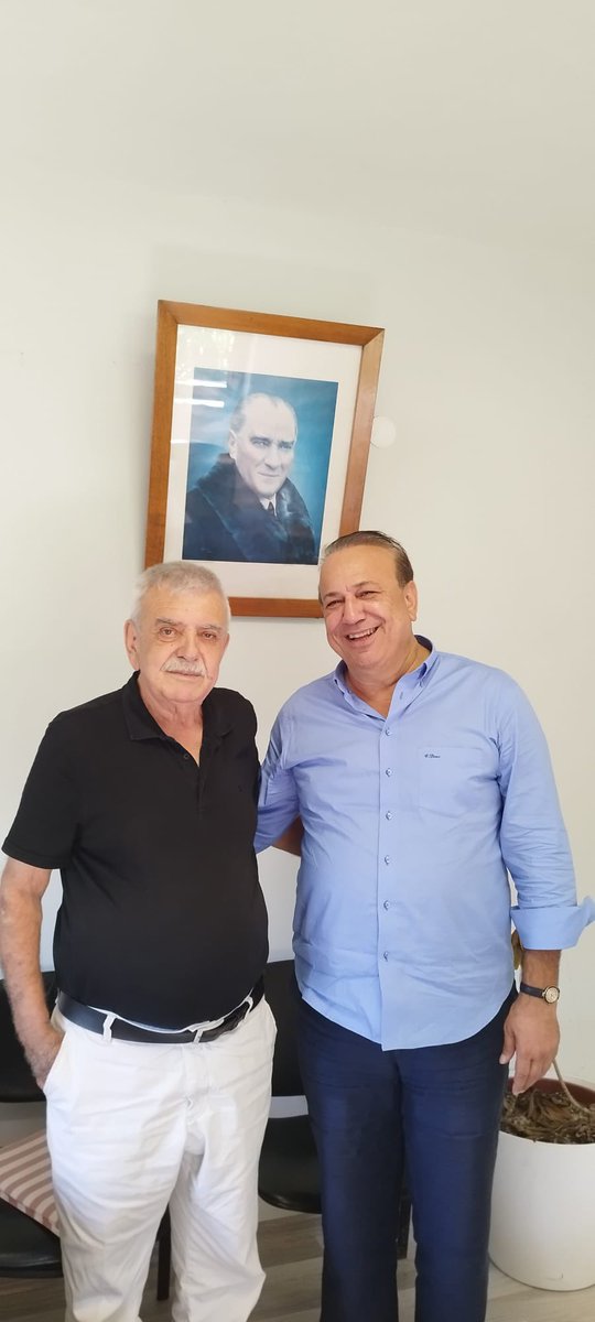 Eski ve değerli dostum Cemal Menekşe abim Dokuma A.Ş’de ziyaretimize geldi.Kendisine teşekkürlerimi iletirim.