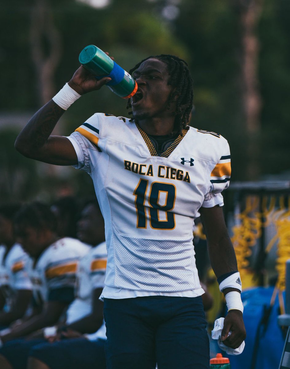 DEFENSIVE PLAYER OF THE GAME: 
Raymond “Bubba” Smith 
8 Total tackles (6 solo) vs. Berkley Prep 🏴‍☠️