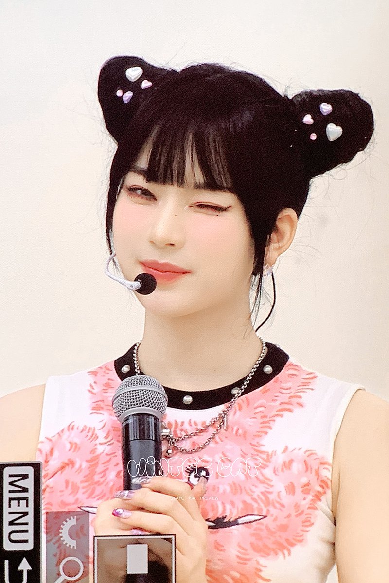 ISA_Wintercat's tweet photo. 240820 #STAYC #ISA #스테이씨 #아이사 😉😉😉😉😉🐾🐾🐾🐾🐾 https://t.co/SPikMnDg3S