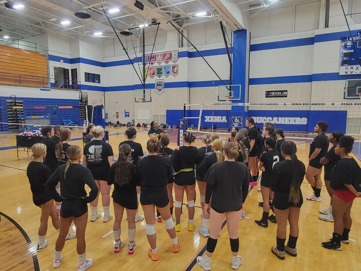 CoachRoe22's tweet photo. Congrats to @XeniaVolleyball in their GAME: WON! Had the pleasure of spending Day WON speaking &amp; sharing my story of PERSEVERANCE with them. Congrats ON YOUR LAST 1st SENIORS! There will never be another! 
#Creatingchampionshipexperiences
Book Coach Today
https://t.co/3t5Nbr9MpF https://t.co/DDxs0z2wUY