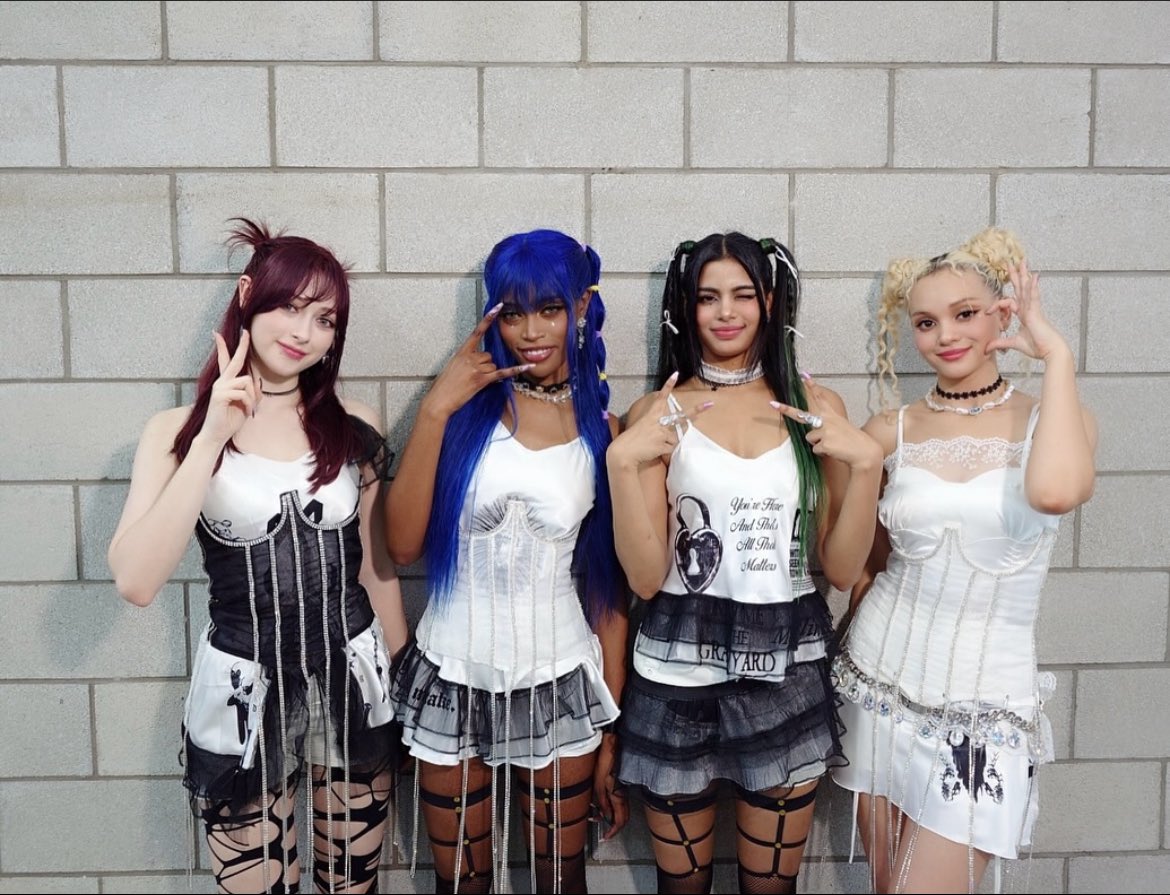 GVbLeq6XoAA8yrc?format=jpg&name=medium