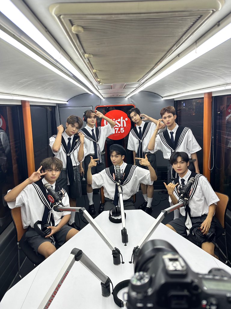 2024. 08. 20

@ WISH 107.5 

#HORI7ON #호라이즌 #SumayawSumunod