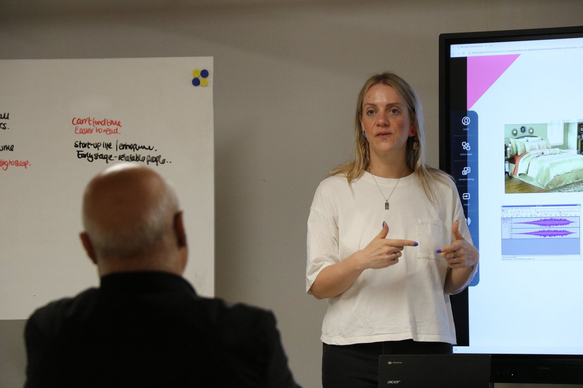 generatormcr's tweet photo. The day started well with @buildabiz_gm's workshop: How to Start a Podcast for Your Business, delivered by @MicMediauk at our Royal Mills location. Check out all our upcoming events https://t.co/V8TFbYxvxM
#GeneratorMCR #Coworking #Freelancers #SmallBusinesses https://t.co/UQzT27xzuA