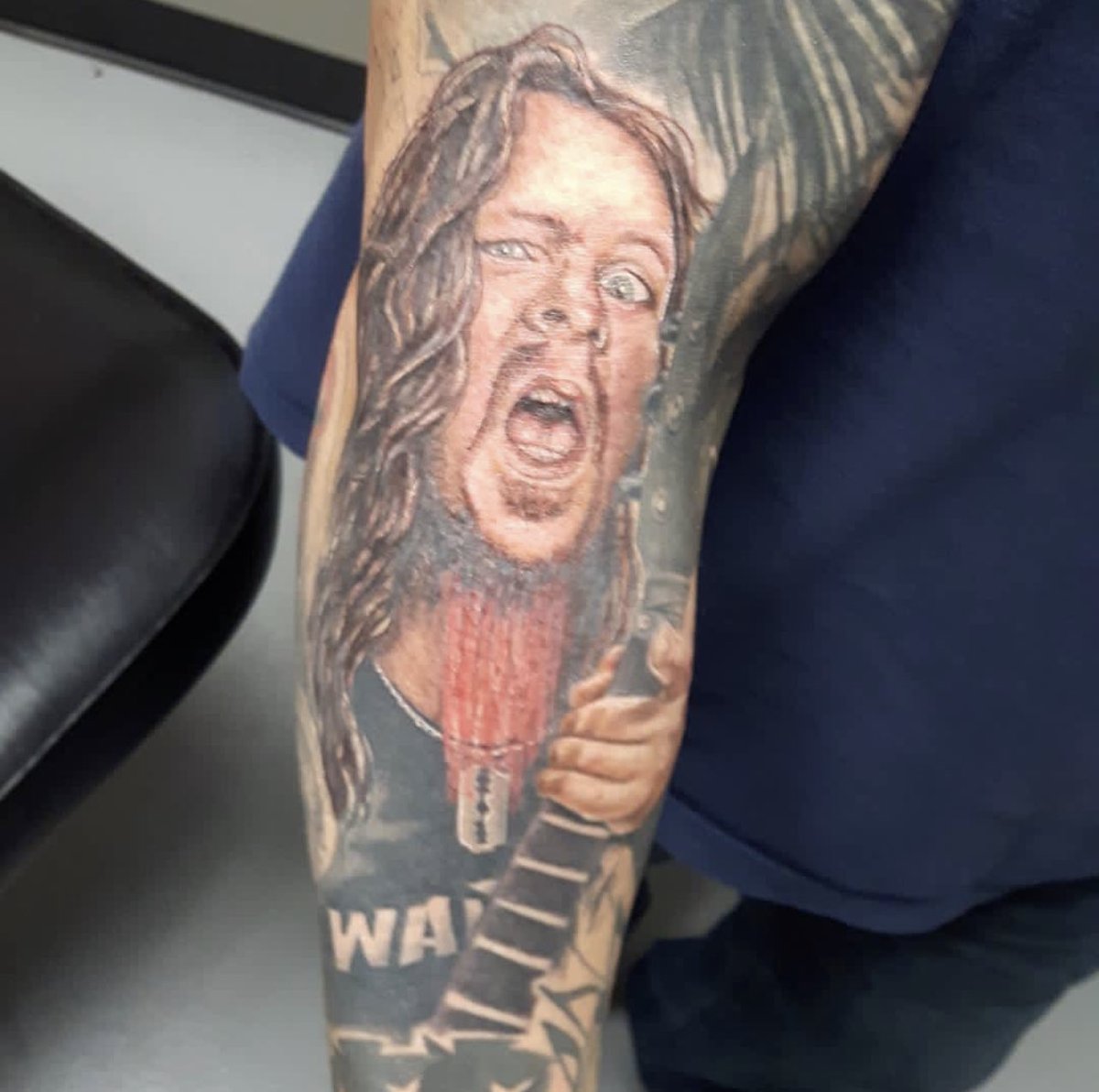 natejenner_6's tweet image. Happy birthday to the greatest string slinger to ever do it. R.I.P Dime. #getchapull  ⁦@fnliquidmetal⁩