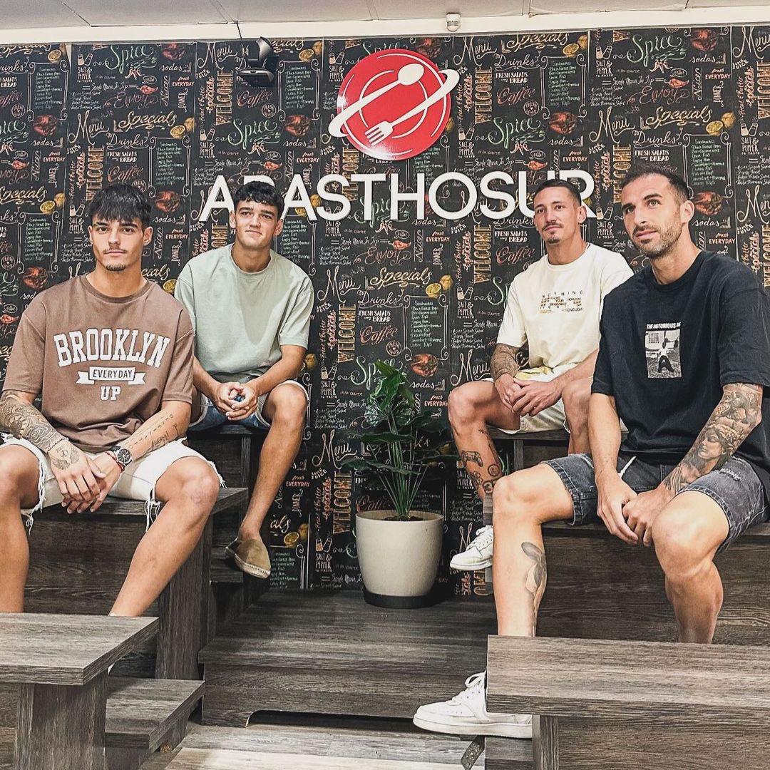 Un año más tenemos la inmensa alegría de ser patrocinadores oficiales del equipo de nuestra tierra, <a href="/AntequeraCF/">Antequera C. F.</a> ¡Vamos a por una temporada cargada de éxitos! #vamosantequera