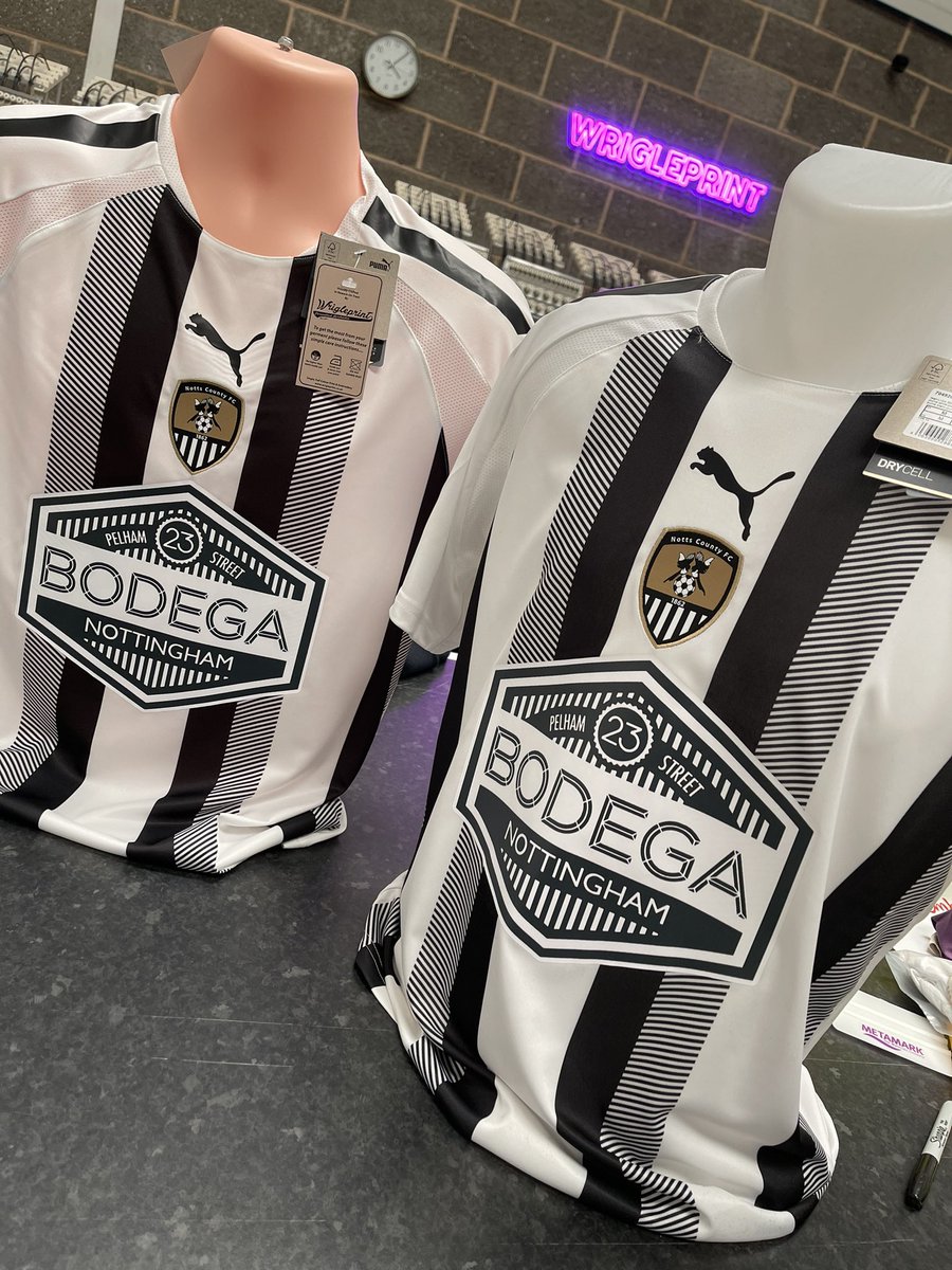 wrigleprint's tweet photo. Introducing the new 24/25 season Notts County FC Women’s kit.
It’s a beaut! - So much so, the interest since Notts posted it on X at the weekend had gone crazy with fans of both the men’s 1st team &amp; women’s wanting to purchase it 😬
over 27k views and 100’s of comments from fans. https://t.co/o0wq88Xeuy