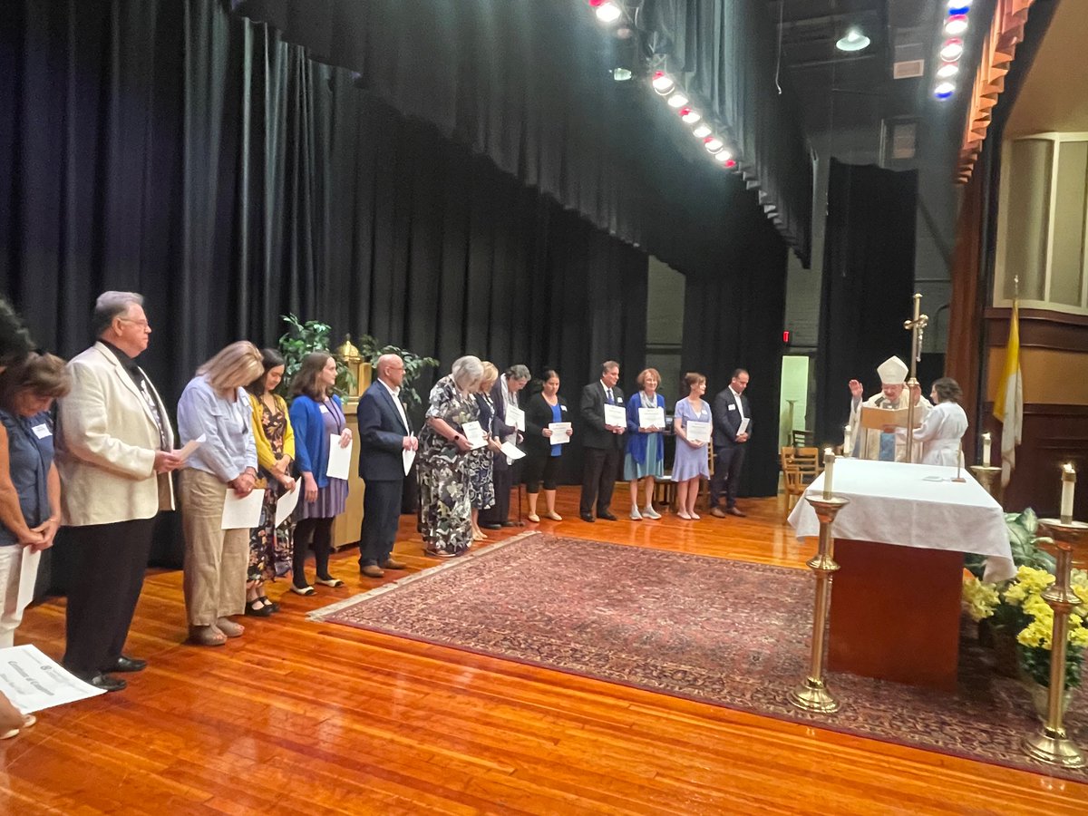 Celebrating <a href="/McGrathND/">McGrath Institute for Church Life</a>’s first class of lay ministers in the Diocese of Pittsburgh. We’re starting a second cohort in the next month. 

The heart of our formation: forming men and women for co-responsibility for mission grounded in baptism, confirmation, and the Eucharist.