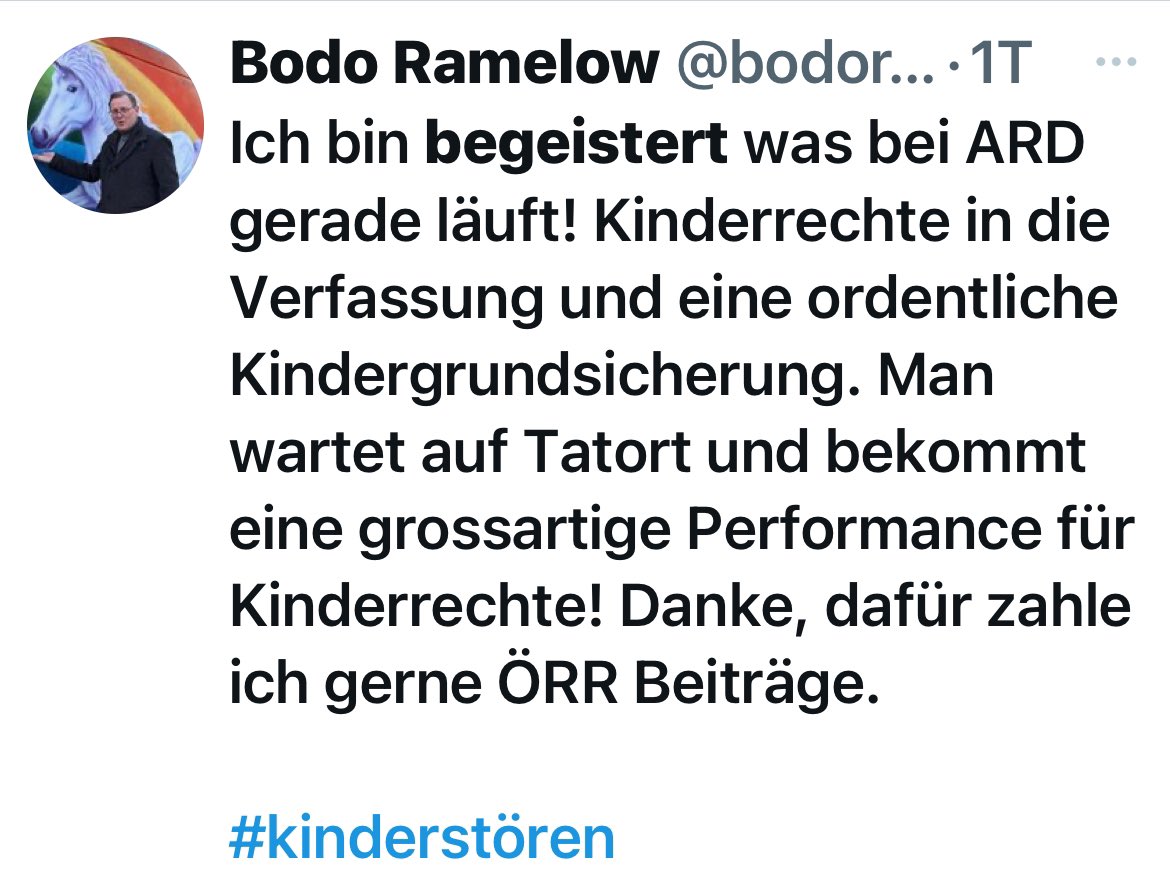 Quo_vadis_BRD's tweet photo. .@bodoramelow entdeckt die Kinderrechte.

Schnelle COVID-19-mRNA-Impfung von Kindern war sein Ziel im Mai 2021, noch vor der EMA-Zulassung und unabhängig von einer STIKO-Empfehlung. 

Thüringer Kinder-Impfgipfel: 

https://t.co/obCyLJZhr0 https://t.co/0SraHHBDHq