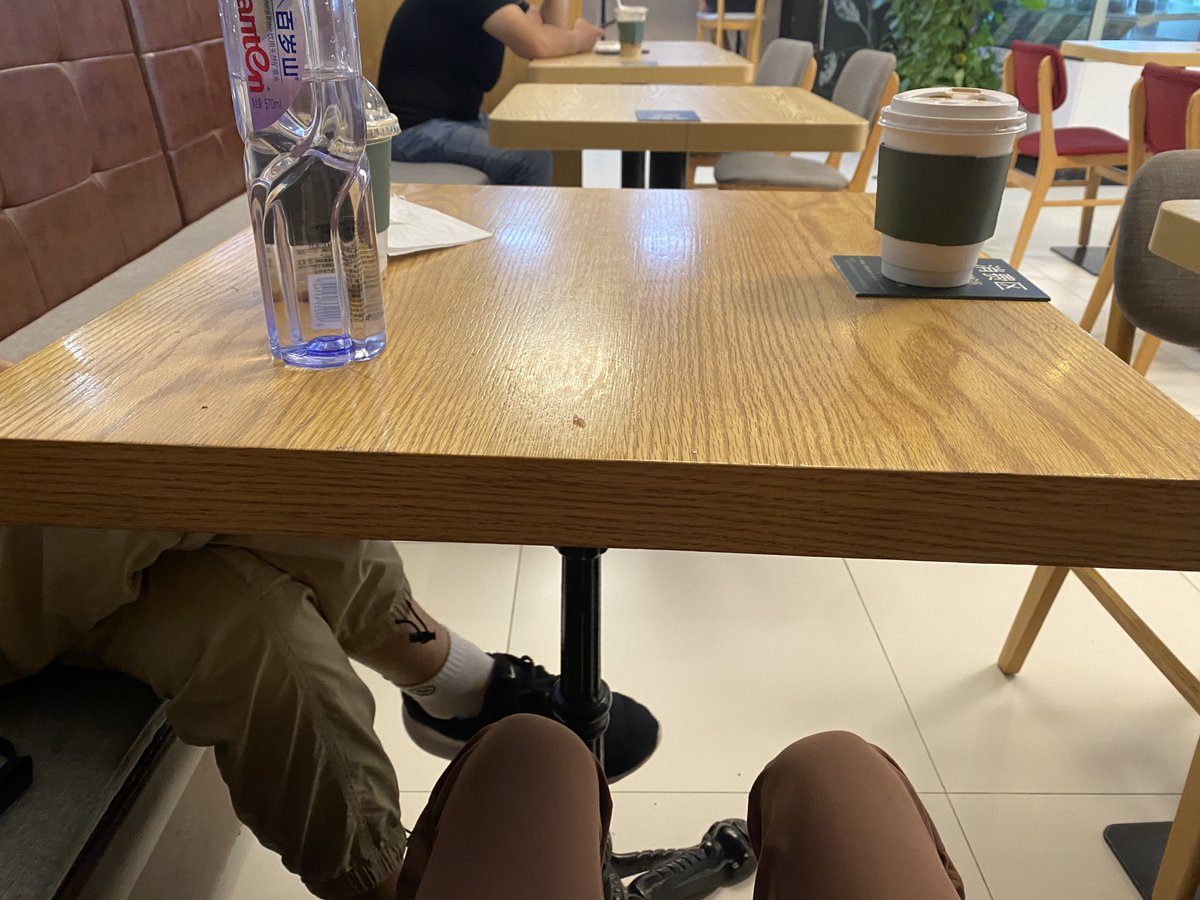 不活跃就有可能我在各种面基啊,各种被摸啊……我这么被摸来摸去，奶子早晚会变大吧，等我回来都带好体检报告。 https://t.co/z3x5Rm7wIa