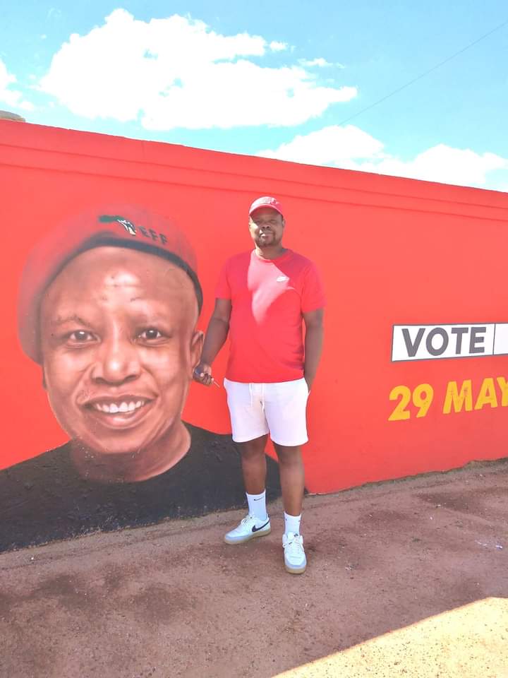 deejay_thandoq's tweet photo. You were born for this! Rise up and be strong Millions of South Africans are behind you, your light will continue to shine
#EFF #CIC #juliusmalema https://t.co/8N9YOJ1ikQ
