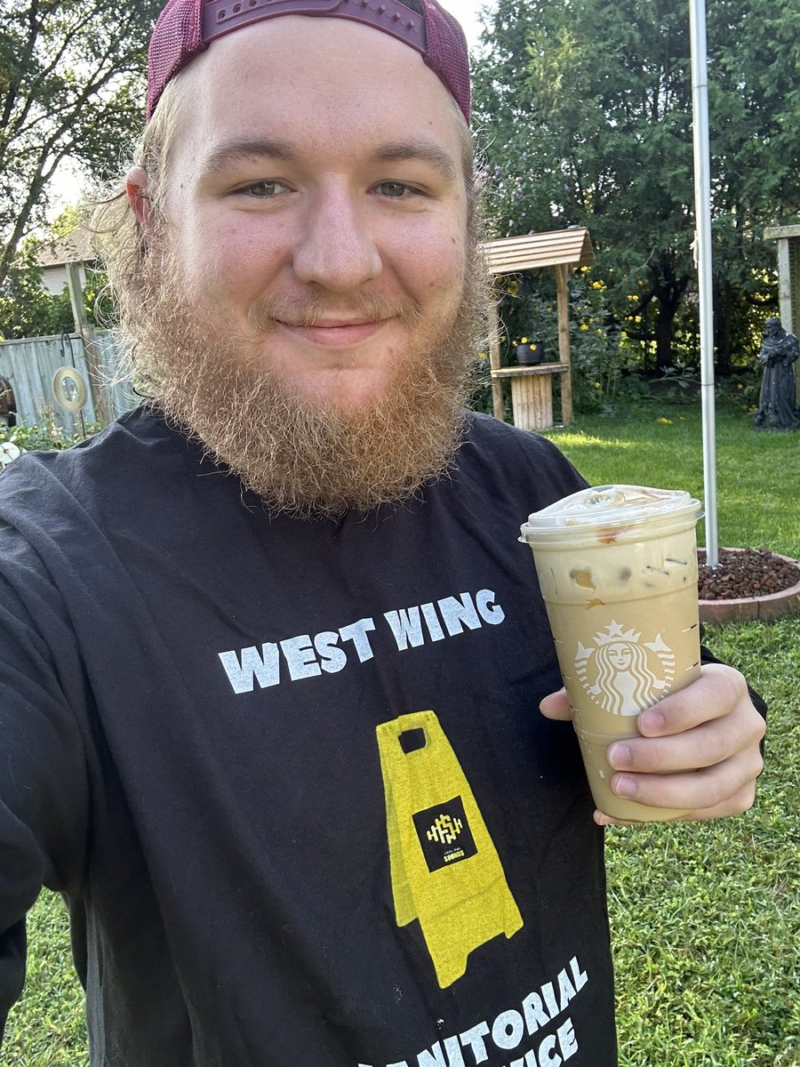 West Wing is awake and has begun Wipe Day Routine off right! 

West Wing - Twitch.tv/feelingsounds 🇨🇦
East Wing - Twitch.tv/hitmanhendricks🇺🇸

See you soon! 👹