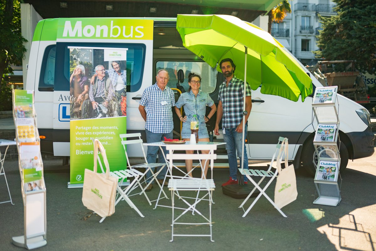 CMSvaud's tweet photo. L’Association vaudoise d'aide et de soins à domicile (AVASAD) et Pro Senectute Vaud s’associent et mettent à l’honneur la Centrale des solidarités.
Plus d’informations 👉 https://t.co/TvteZ3ALWz https://t.co/1zNwkqobHk