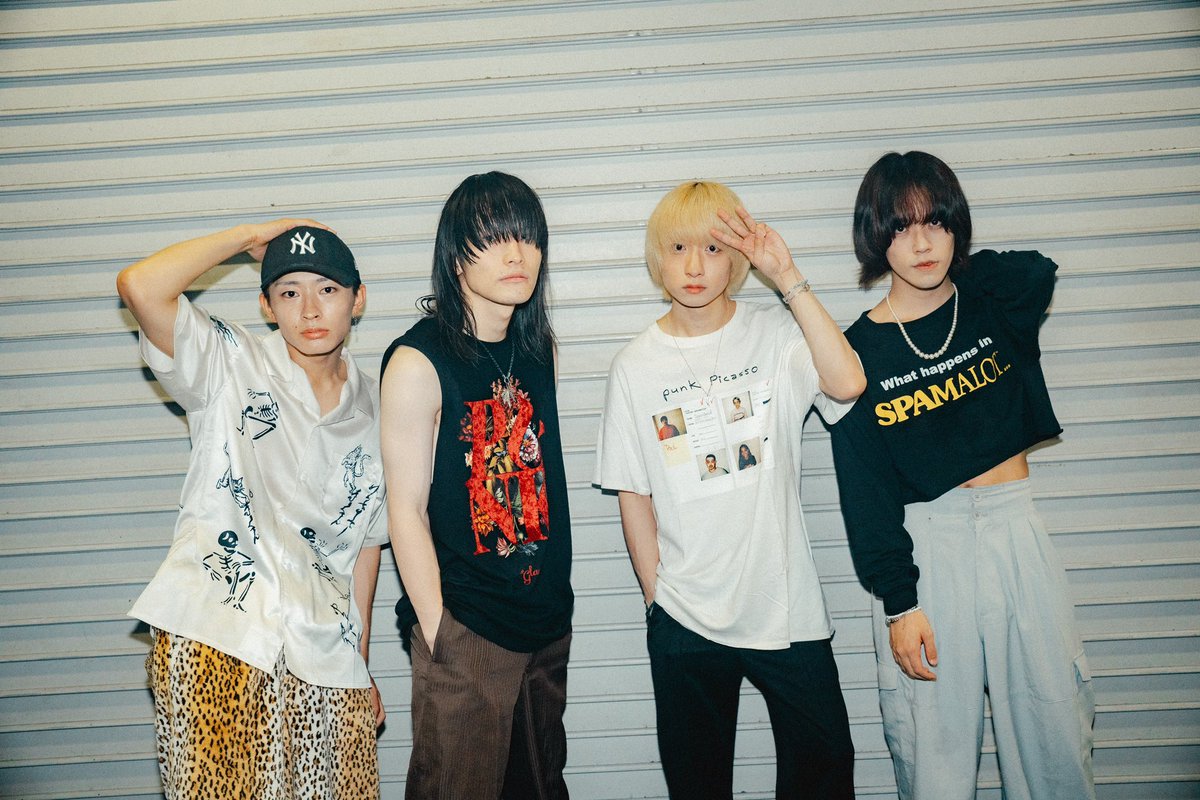 ミュージシャン S B-52's | アーティスト – Artrockstore