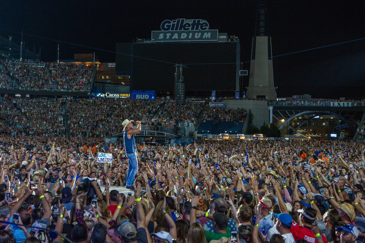 It’s finally Foxboro week. The birthplace of @NoShoesNation. Can’t wait for three amazing nights at <a href="/GilletteStadium/">Gillette Stadium</a>, home of the New England <a href="/Patriots/">New England Patriots</a>. The countdown has begun. So excited to see everyone. #SunGoesDownTour