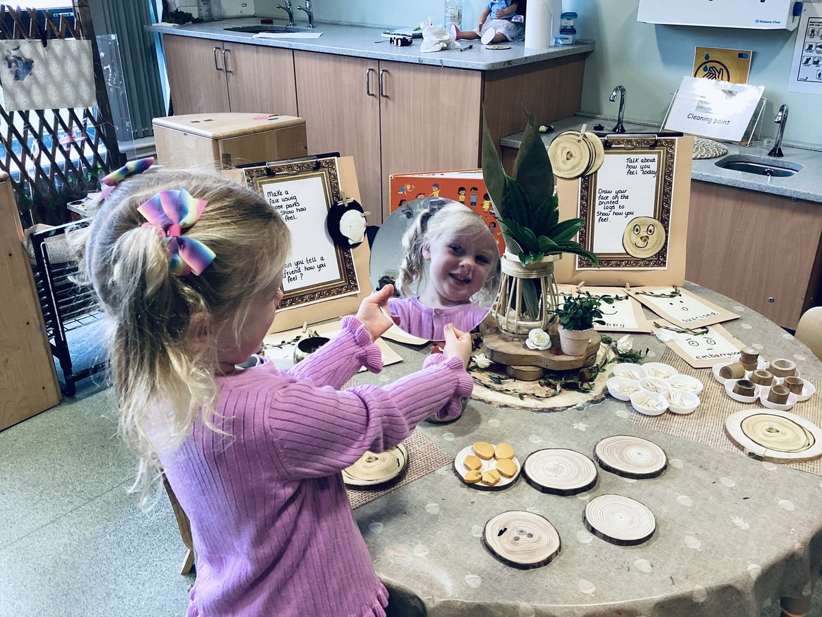 Today in the ladybird playroom have been exploring our feelings and using loose parts to create a range of expressions ☺️ <a href="/SLCEarlyLearn/">SLC Early Learning</a>