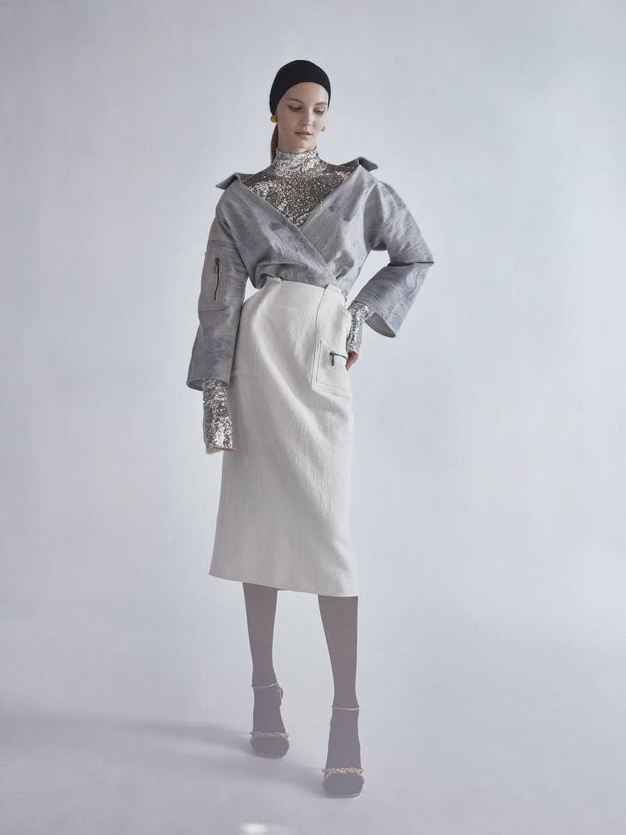 kendam_com's tweet image. Maticevski Pre-Fall 2024 collection lookbook kendam.com/news/lookbooks…

#Maticevski #PreFall2024 #Lookbooks #Fashion #Kendam