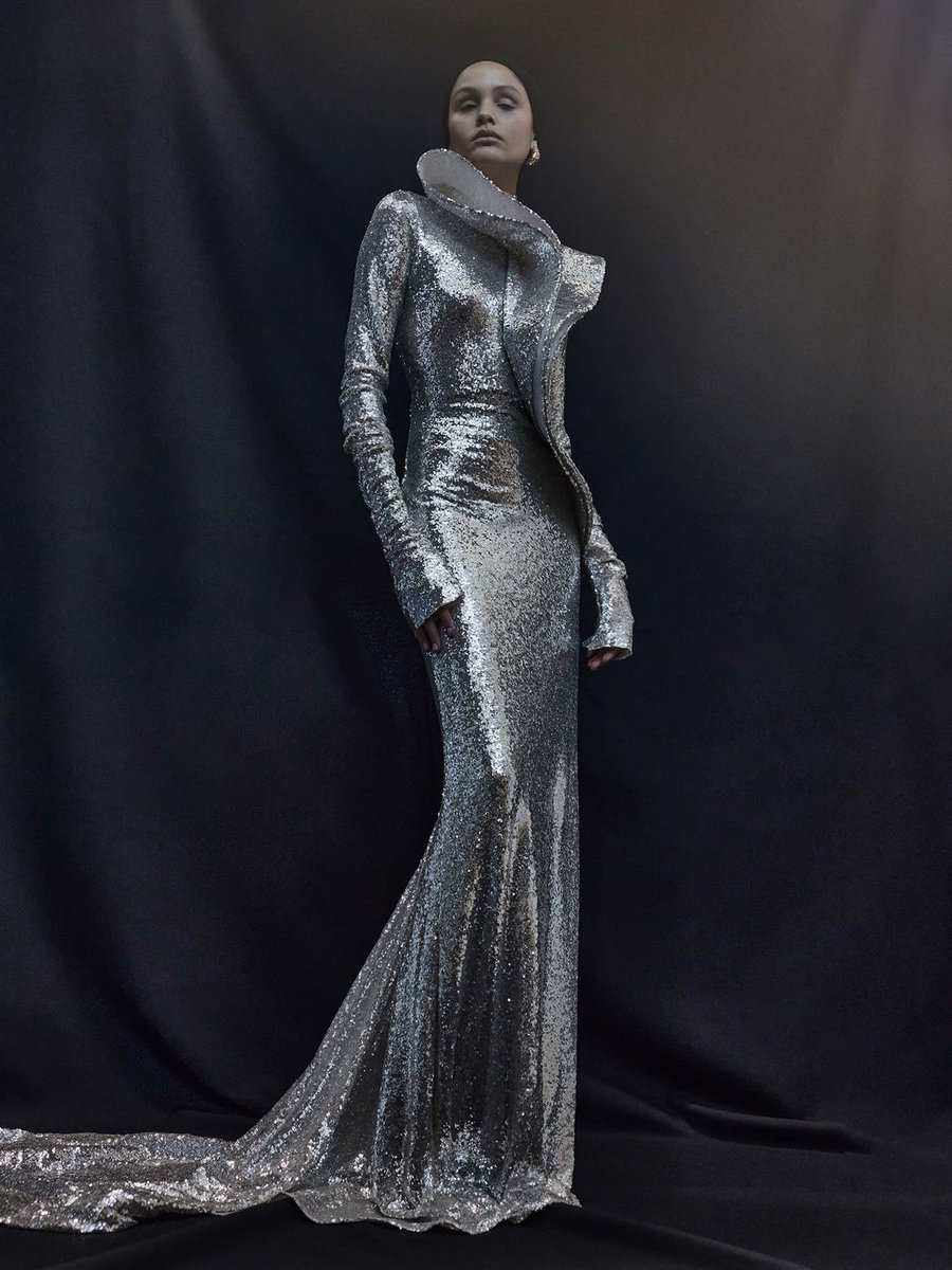 kendam_com's tweet image. Maticevski Pre-Fall 2024 collection lookbook kendam.com/news/lookbooks…

#Maticevski #PreFall2024 #Lookbooks #Fashion #Kendam