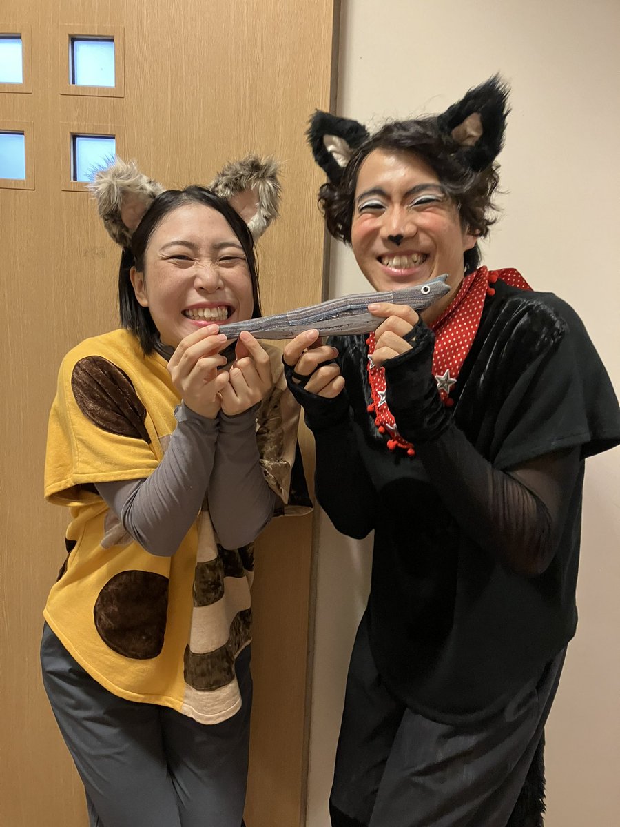 0721gugugu's tweet photo. ルドルフ役　🐾平野萩くん🐾

一つ一つのお芝居が丁寧。それは舞台上だけじゃなくて、普段から全体を見て気配りして、一人一人と丁寧に関わるしゅうくんだからこそできるんだろうなぁ。と🐈‍⬛💕
身のこなしも軽やかで見惚れてしまう💕

またすぐに舞台があるみたいです🐜
ぜひぜひ！！ https://t.co/DAPLGQR6MB