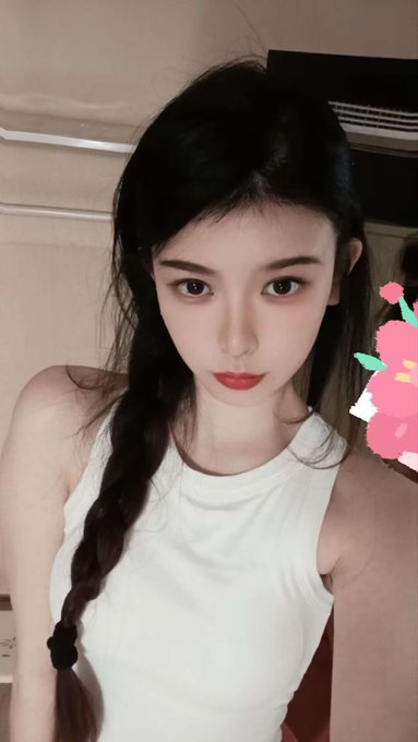 年龄：22 身高：164 体重：87斤 地址：杭州东站附近 价位：1500 尺度：女主 s m 外地可去可以  ❤️有喜欢当狗的哥们可以看看这个妹子、女王玩的很开很会玩，已验证 https://t.c