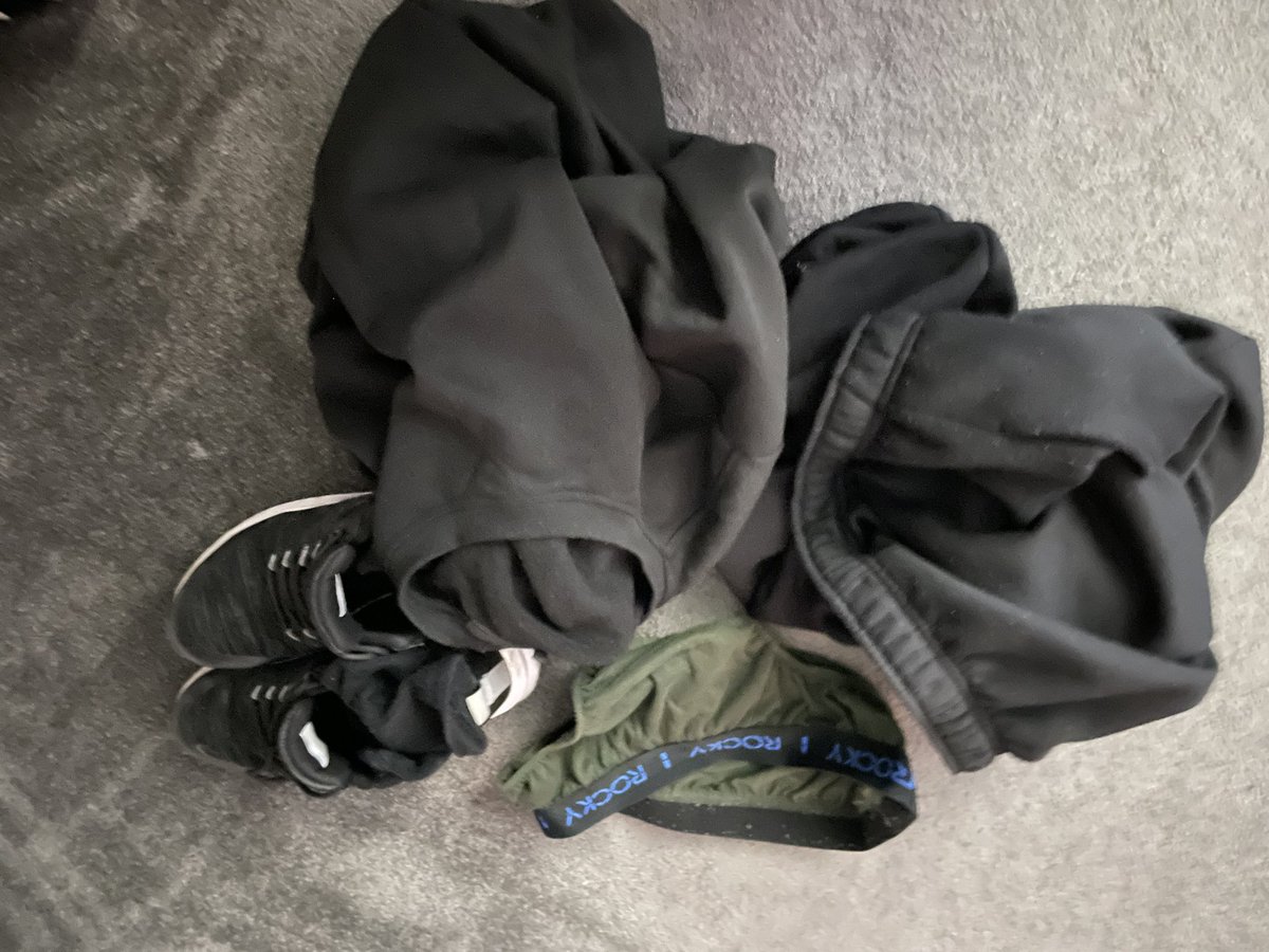 bondsboner's tweet photo. So twitter fam I have a new 🇱🇰 slave… he is a very devoted boi 🖤🐕‍🦺 this morning I used him before work and tonight I edged him for several hours tied to a char… #dadson #Desislave #mallu #dom #sub #devotion #subfaggot #teamcut #workboots https://t.co/EjcuoD55Lm