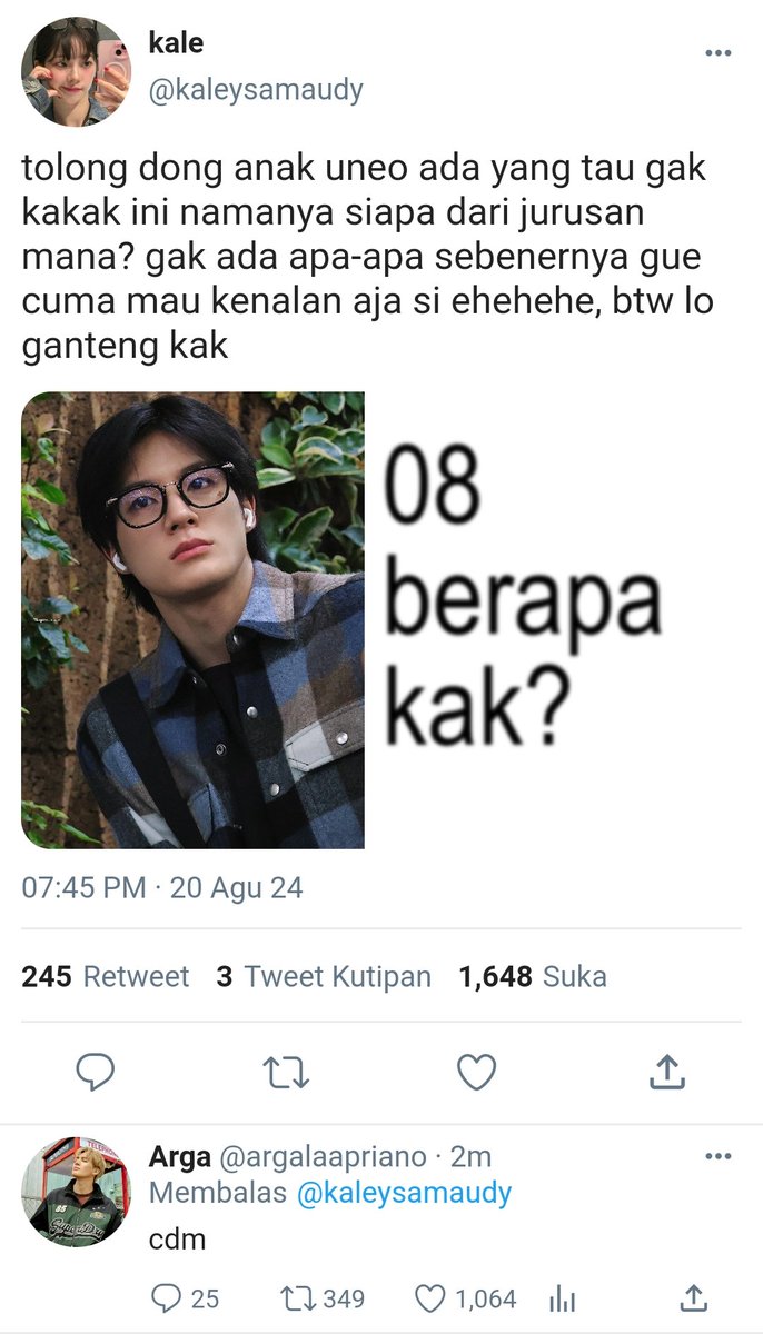 malleejn's tweet photo. ; Fallin love at first sight 

Lee Jeno few tweets au 
— by. malleejn https://t.co/H0I4P1bcJJ