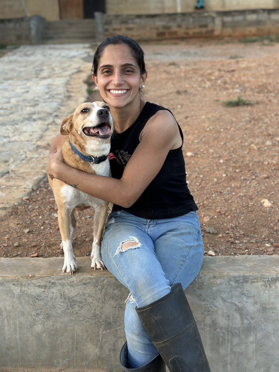 ayudemosapluto's tweet photo. #SolAP and I want to inform you about our current situation 🆘 We have $254.80 for food, with $16 more we get to 4 bags of 20. Our veterinary debt is $780.90. If anyone is reading this, we can't do it alone 🙏🏻 Everything adds up, nothing is little https://t.co/AvBtHVOc4Y