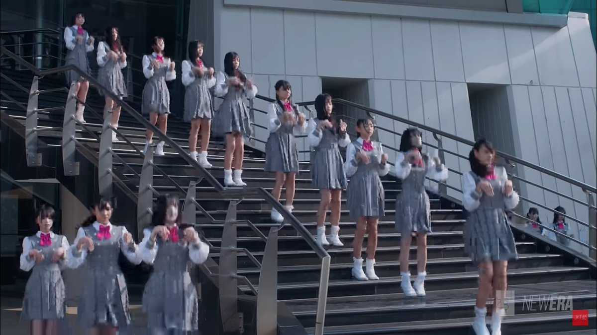 afnanboma10's tweet photo. #JKT48AmanojakuBatta set a new standard for JKT48's music video. Benar" memanjakan mata secara visual, baik dari koreografi, pengambilan gambar, maupun editingnya. Dan gilanya ini untuk trainee, 2 MV trainee newera kualitasnya top notch, sangat jauh jika dibandingkan MV untuk member utama. I'm considering this to be one of the best JKT48 MV. Untuk lagunya sendiri mungkin akan terdengar aneh bagi beberapa fjkt48 apalagi awam, tipikal lagu yang lebih baik didengerin sambil nonton MV-nya.
MV: 10/10
Song: 6/10
Total: 8/10