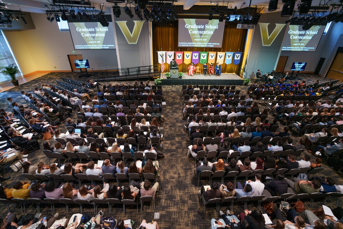 VUGradSchool's tweet photo. Welcome Week🐿️🖤💛 https://t.co/tkuXnIZpsv