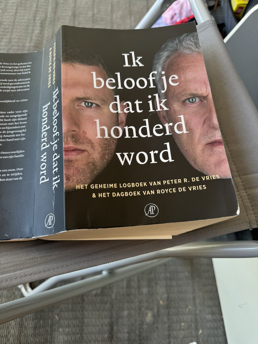 Tijdens de vakantie eindelijk mezelf de tijd gegund om dit boek te lezen. Wat een rollercoaster als familie maar wat mogen jullie , Kelly en <a href="/Roycedevries01/">Royce de Vries</a> trots zijn op zo’n vader. 
O Ja, <a href="/Het_OM/">Openbaar Ministerie</a> : Schaam je!

#hoopdatikmijnkinderendezelfdeboodschapkanmeegeven