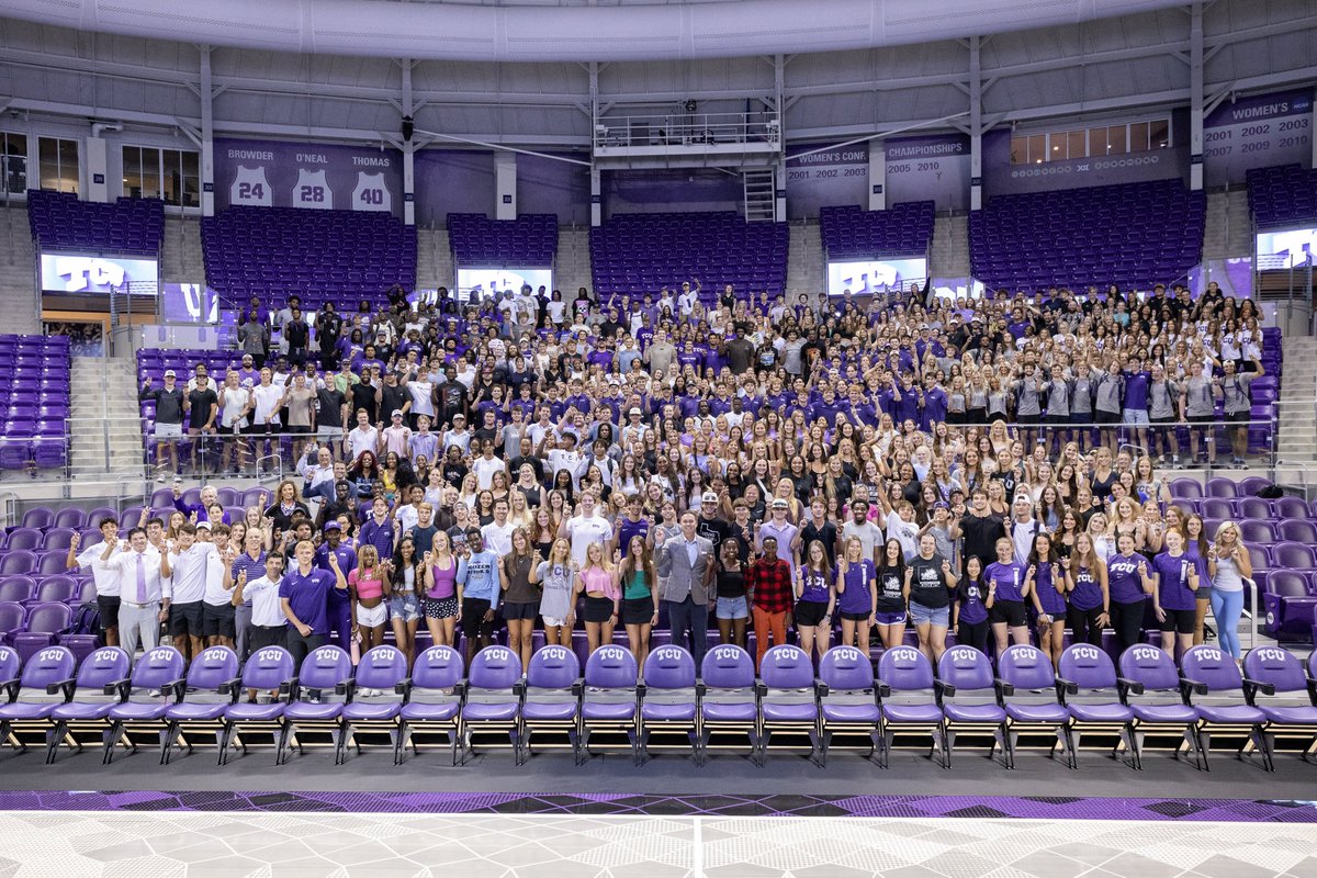 Frog Fam 🫶 

#GoFrogs