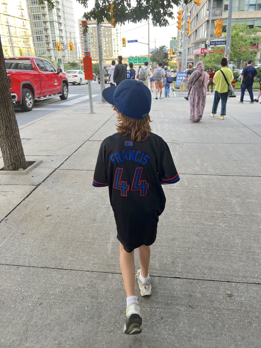 Geoff Morrison tweet media